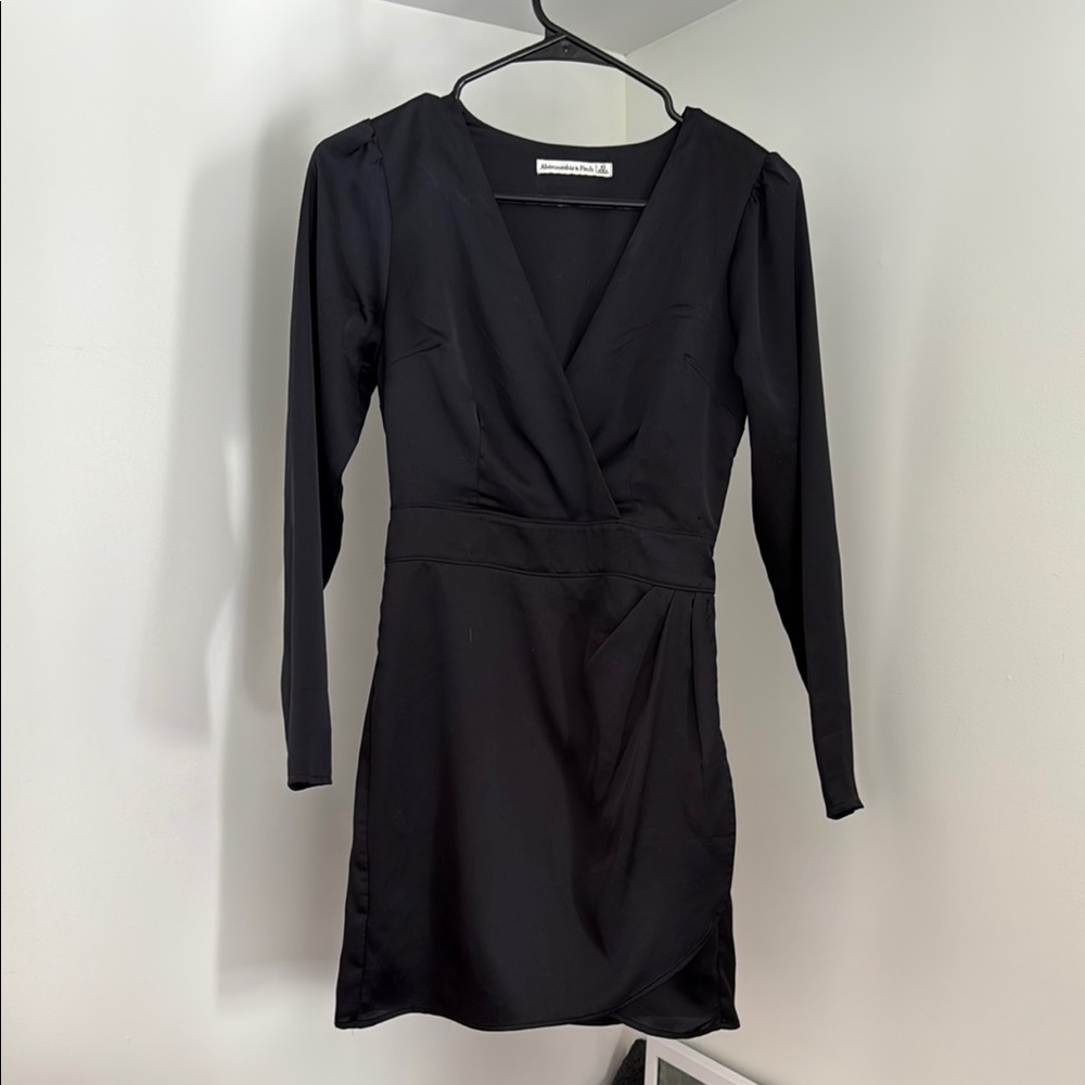 Abercrombie & Fitch Black Sheath Dress
